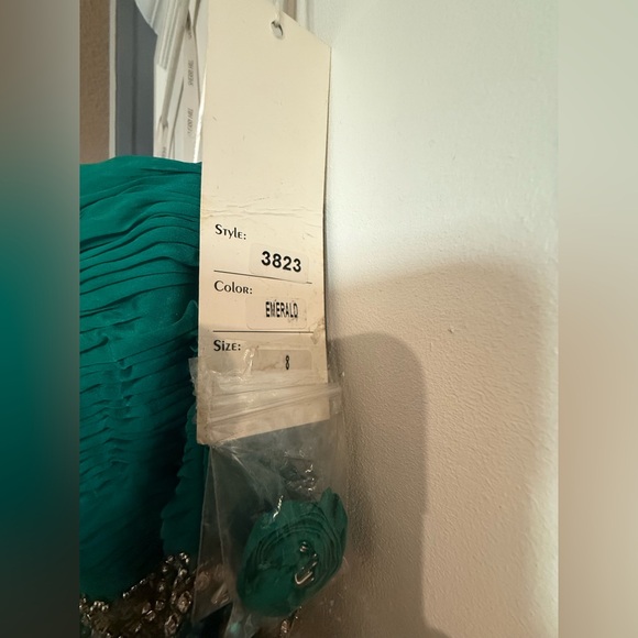 Sherri Hill Formal Gown - Picture 9 of 11